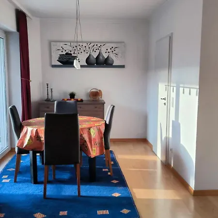 Spacious Naehe Kob Uni